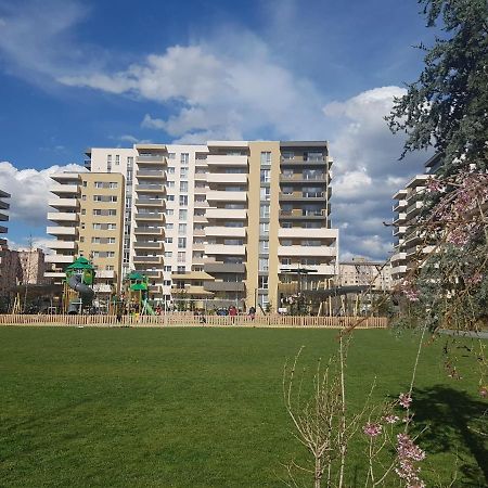 Serenity, Urban Plaza, Apartament Nou Cu Parcare Gratuita Braşov Exterior foto